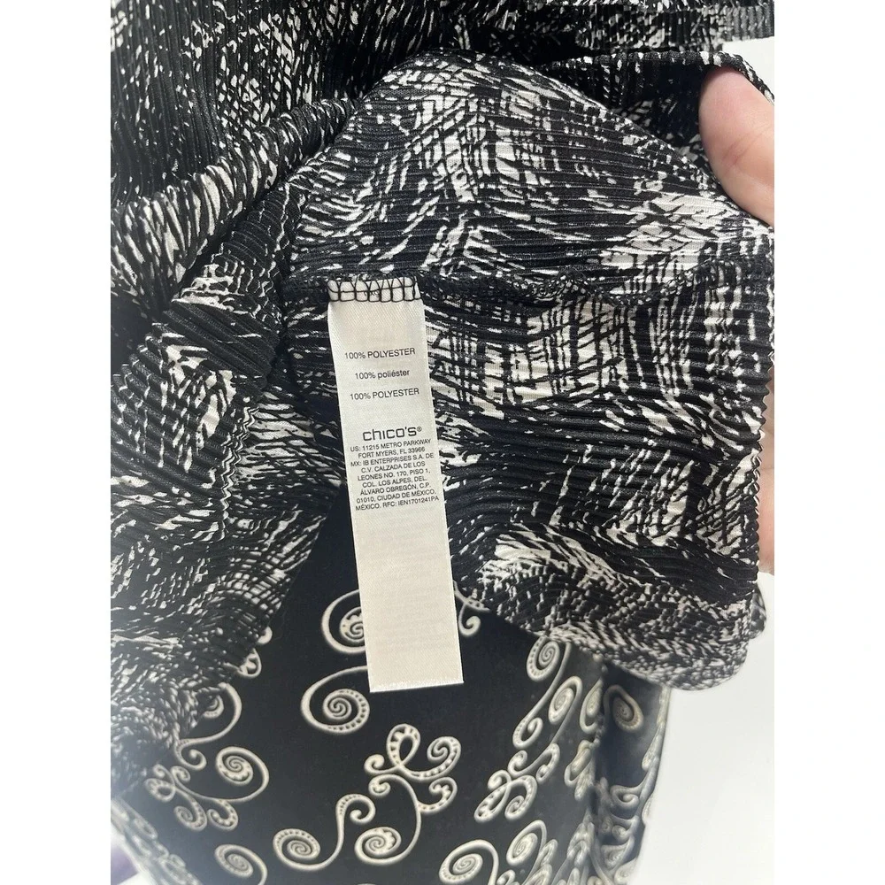 Chico's EASYWEAR‎ Tunic Top Abstract Print Slinky Short Sleeve Blouse Size 2